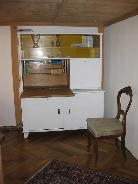 Apartment Altwien