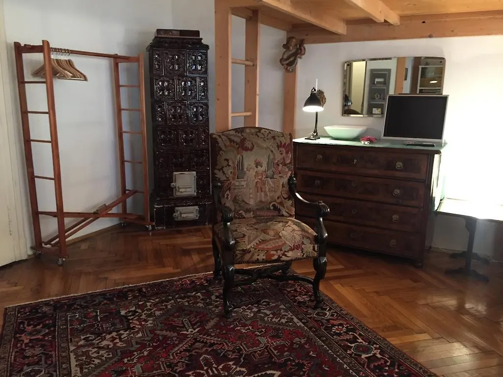 Apartment Altwien Austria