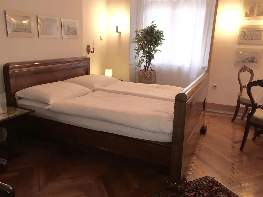 Apartment Altwien Vienna